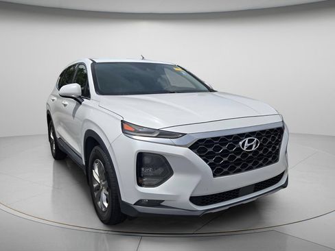 Used 2019 Hyundai Santa Fe SEL FWD image 4