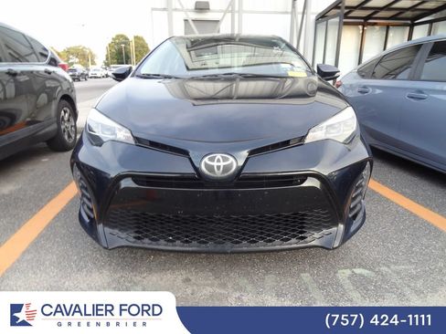 Used 2019 Toyota Corolla SE FWD image 2