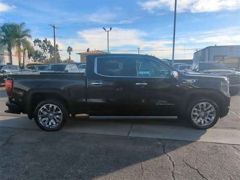 Used 2024 GMC Sierra 1500 Denali image 8