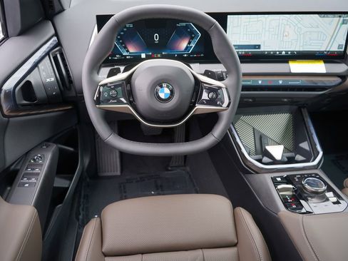 Used 2025 BMW X3 xDrive30i w/ Convenience Package image 14