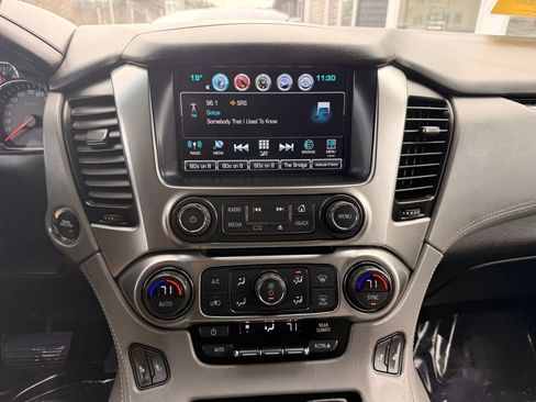 Used 2019 Chevrolet Tahoe LT image 34