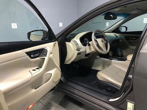 Used 2015 Nissan Altima 2.5 SL image 9