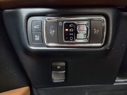 Used 2022 Lincoln Nautilus Reserve FWD image 23