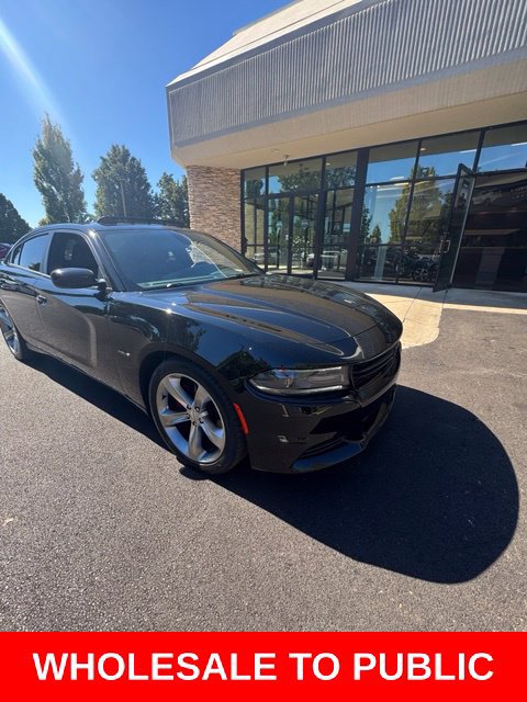Used 2016 Dodge Charger R/T w/ Navigation & Travel Group RWD image 3