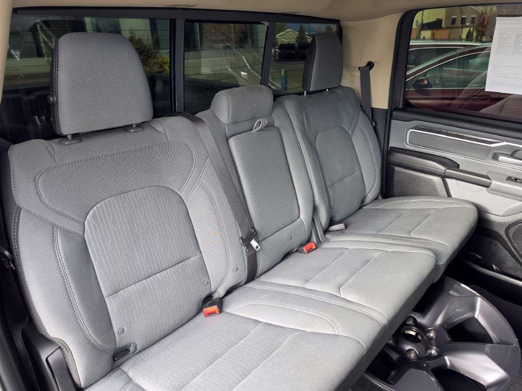 Used 2020 RAM 1500 Big Horn AWD/4WD image 12