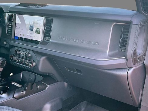 Used 2025 Ford Bronco 2-Door AWD/4WD image 10