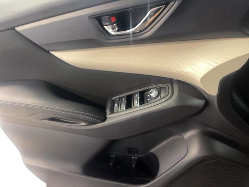 Used 2022 Subaru Ascent Premium w/ Convenience Package image 12