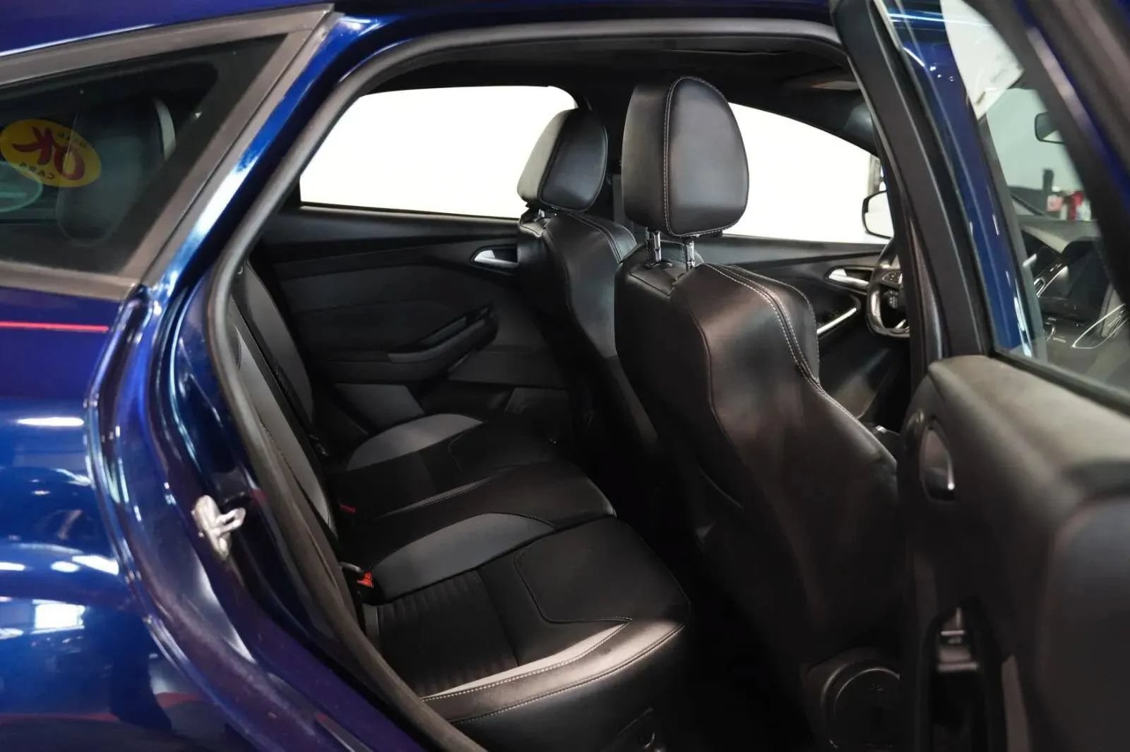 Used 2017 Ford Focus ST w/ Equipment Group 401A FWD image 43