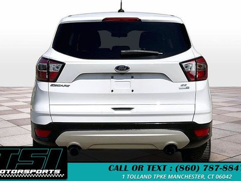 Used 2017 Ford Escape SE AWD/4WD image 4