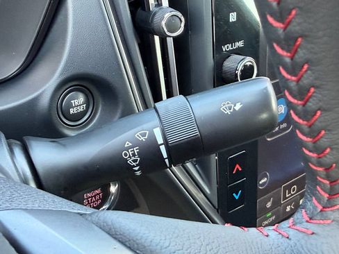 Used 2025 Subaru WRX Premium AWD/4WD image 31