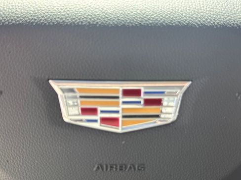 Certified 2025 Cadillac Escalade Premium Luxury image 25