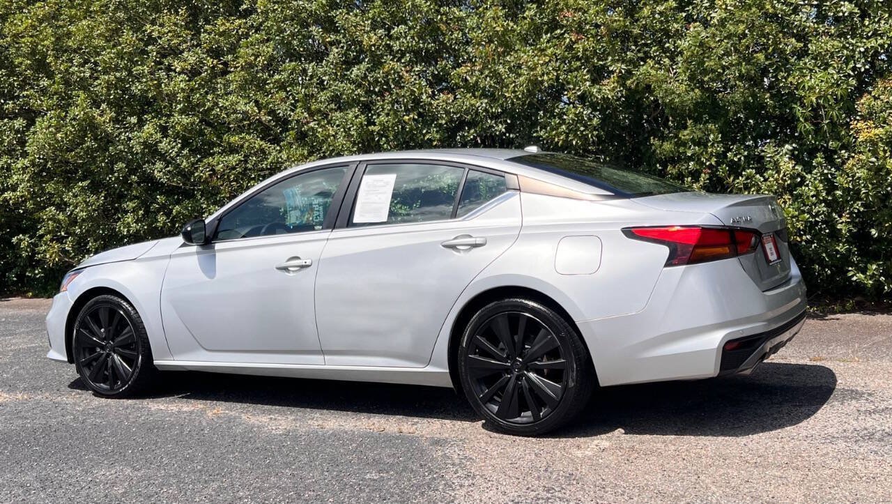 Used 2021 Nissan Altima 2.5 SR FWD image 5