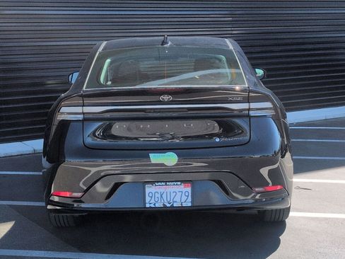 Used 2023 Toyota Prius Prime XSE Premium image 10