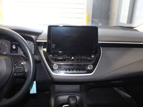 Used 2023 Toyota Corolla LE FWD image 24