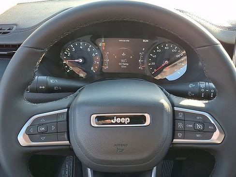New 2026 Jeep Compass Limited AWD/4WD image 17