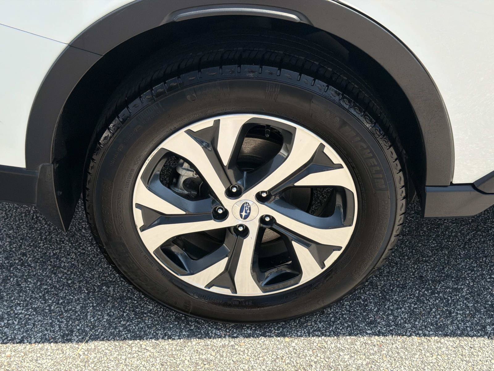 Used 2022 Subaru Outback Touring AWD/4WD image 19