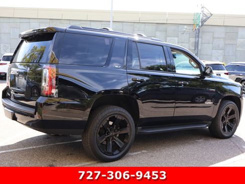Used 2019 GMC Yukon SLT w/ Graphite Performance Edition image 9