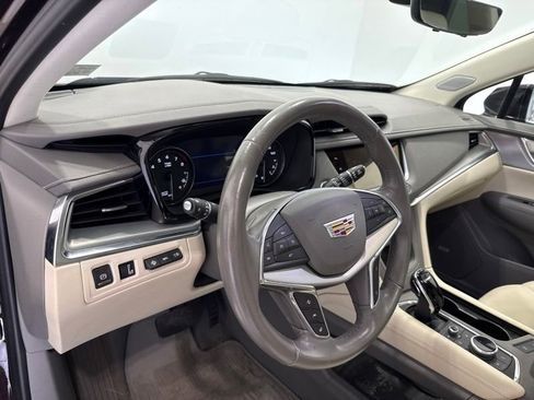 Used 2021 Cadillac XT5 Premium Luxury FWD image 21
