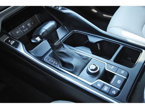 Used 2024 Kia Sorento EX image 28