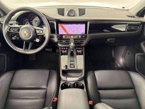 Certified 2026 Porsche Macan AWD/4WD image 26