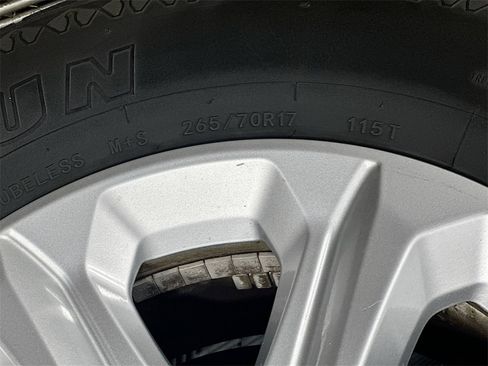 Used 2016 Toyota 4Runner SR5 Premium image 33