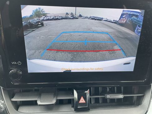 Used 2023 Toyota Corolla LE FWD image 20