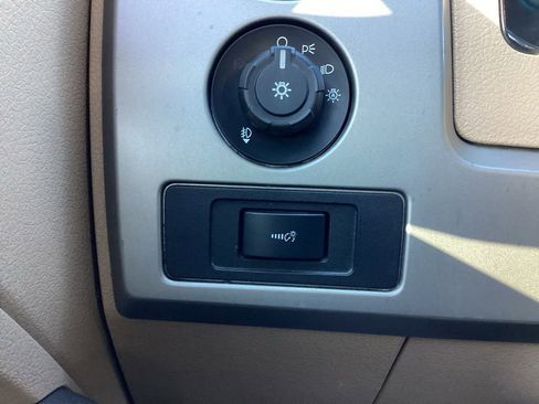 Used 2013 Ford F150 4x4 SuperCrew image 24