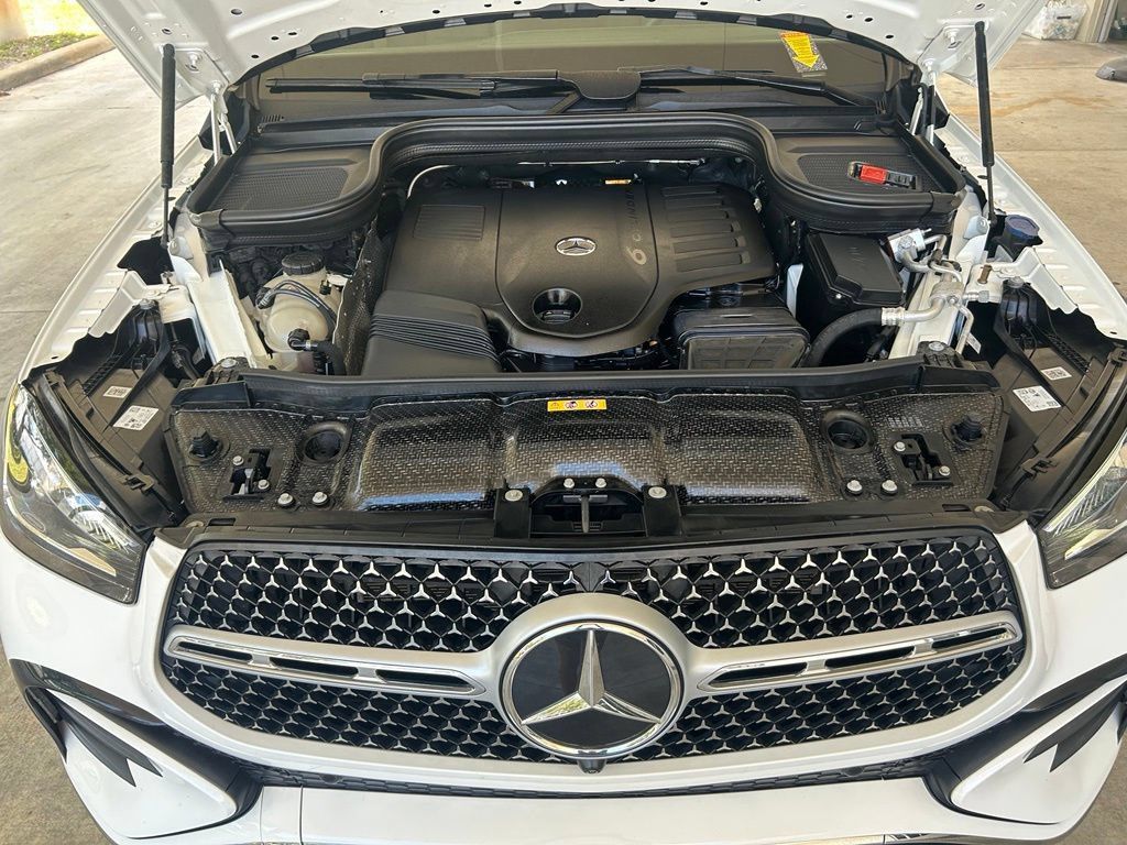 Used 2025 Mercedes-Benz GLE 450 4MATIC Coupe image 13