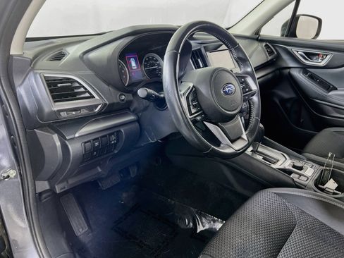 Used 2023 Subaru Forester Premium AWD/4WD image 9