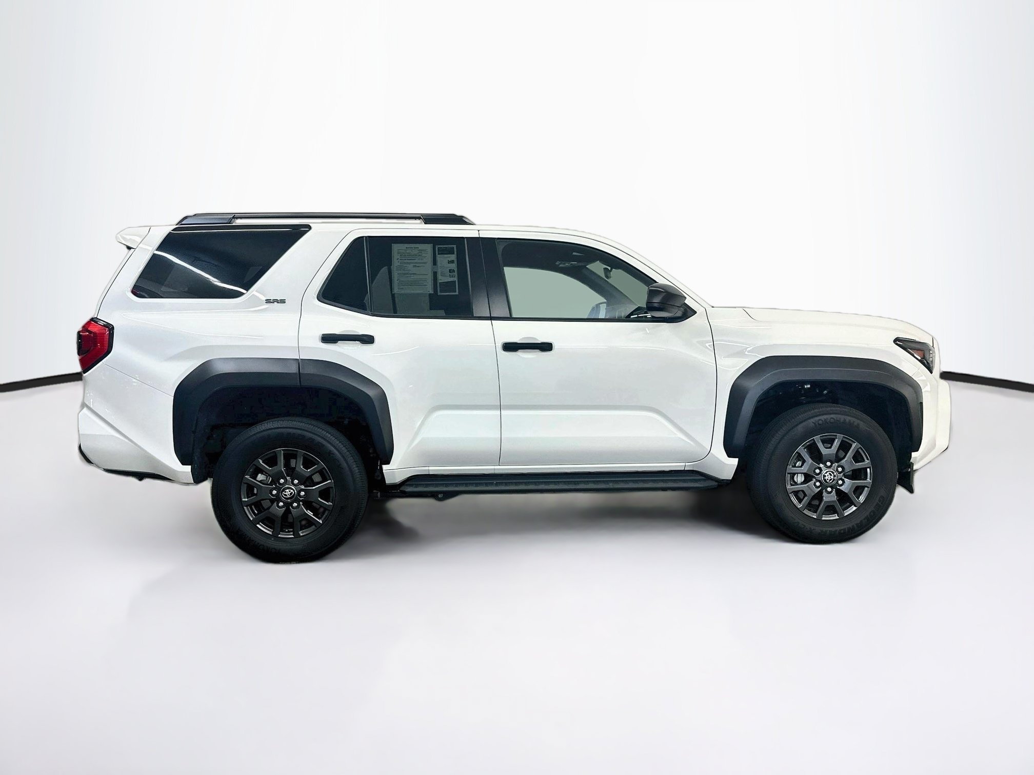 Used 2025 Toyota 4Runner SR5 AWD/4WD image 10