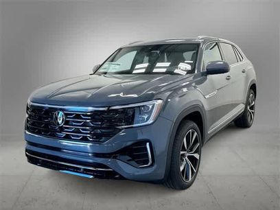 New 2025 Volkswagen Atlas Cross Sport SEL Premium R-Line