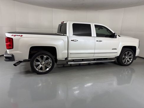 Used 2017 Chevrolet Silverado 1500 High Country image 11