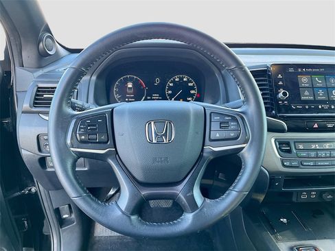 Used 2024 Honda Ridgeline RTL image 11
