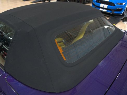 Used 1998 Chevrolet Corvette Convertible w/ Memory Pkg image 17