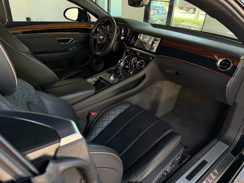 Used 2020 Bentley Continental GT V8 AWD/4WD image 29
