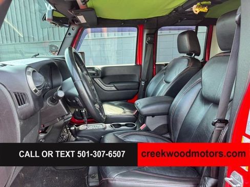 Used 2015 Jeep Wrangler Unlimited Sport w/ Quick Order Package 24S AWD/4WD image 16