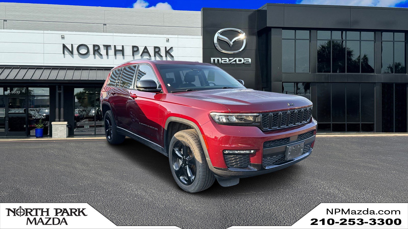 Used 2022 Jeep Grand Cherokee L Limited w/ Black Appearance Package AWD/4WD image 1
