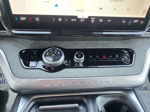 New 2025 Ford Expedition Tremor image 82