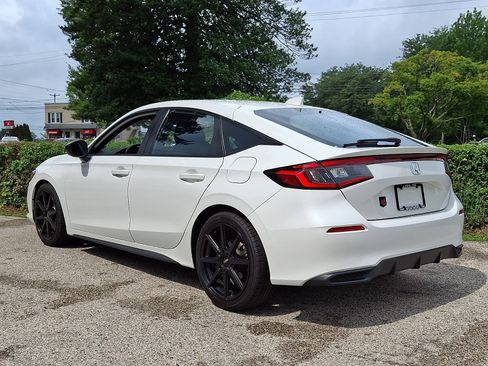Used 2022 Honda Civic Sport image 4