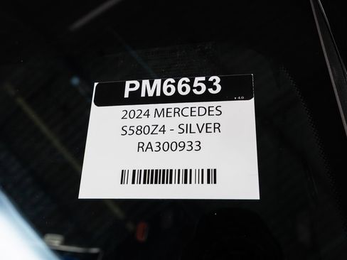 Certified 2024 Mercedes-Benz Maybach S 580 4MATIC image 43