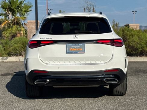 Certified 2026 Mercedes-Benz GLC 300 image 10