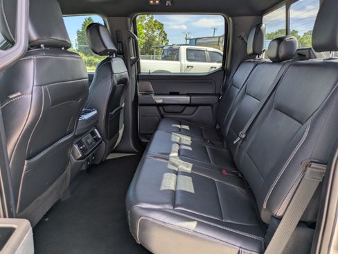 Used 2022 Ford F150 XLT w/ Equipment Group 302A High RWD image 13