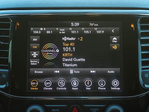 Used 2020 Jeep Grand Cherokee Altitude image 14