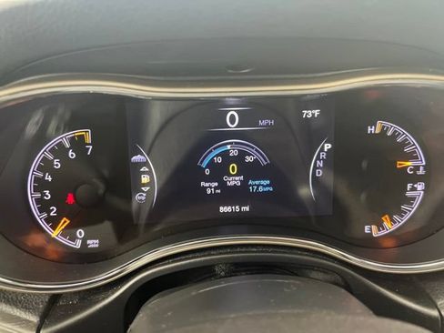 Used 2017 Jeep Grand Cherokee Limited AWD/4WD image 19