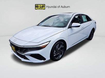 New 2025 Hyundai Elantra SEL