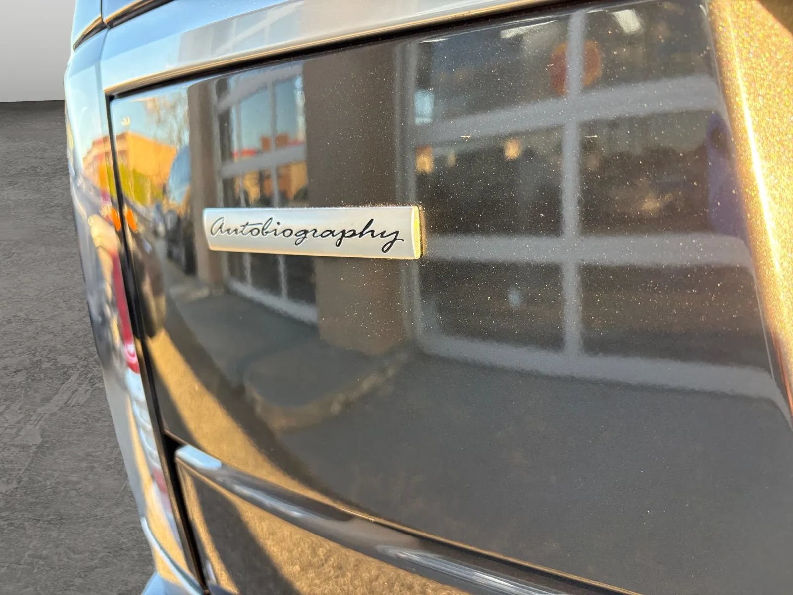 Used 2017 Land Rover Range Rover Long Wheelbase Autobiography AWD/4WD image 46