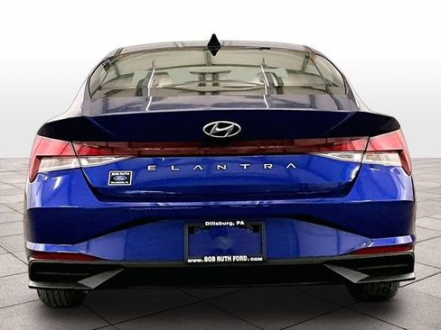 Used 2023 Hyundai Elantra SEL FWD image 4