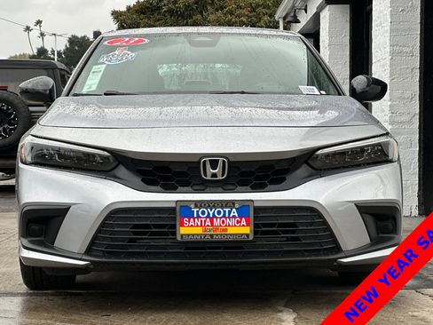 Used 2023 Honda Civic Sport image 9