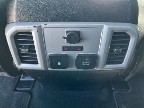 Used 2019 Ford F450 Lariat w/ Chrome Package image 24