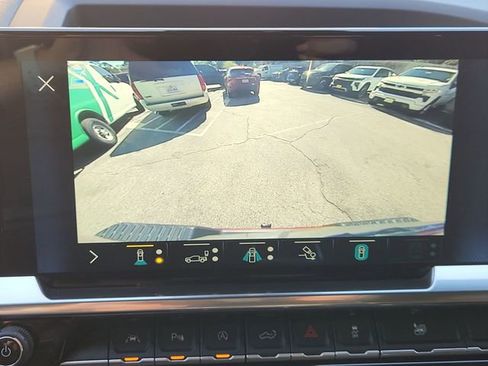 Used 2022 Chevrolet Silverado 1500 High Country w/ High Country Premium Package RWD image 14